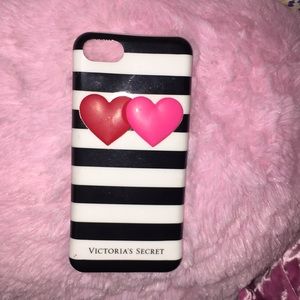 I'm selling this used iPhone 5 phone case